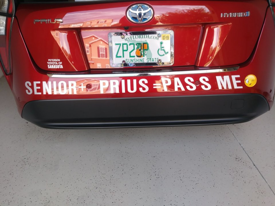 161091_Prius_bumper_sticker_by_itself.jpg