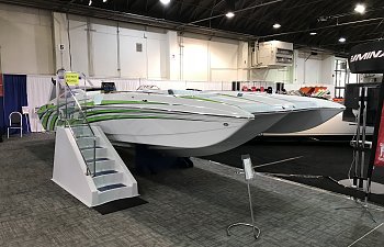 Advantage 29 X Flight at the Los Angeles Boat show!